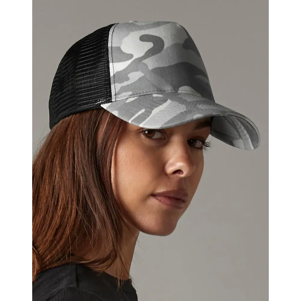 Beechfield Camo Snapback Trucker