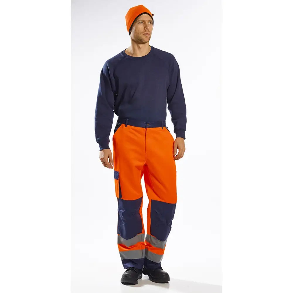 Portwest Reversible Hi-Vis Beanie Hat